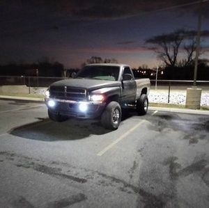 Meet your Posher, Lloyd